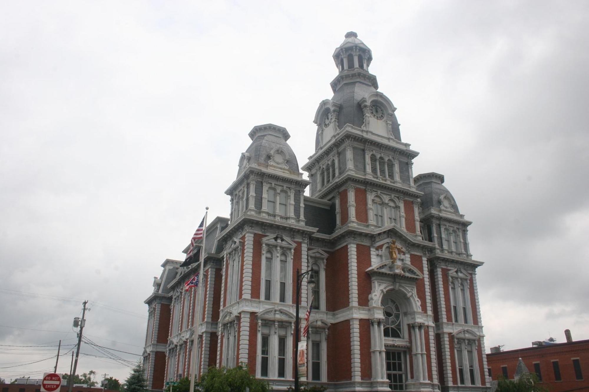 Fountain Inn Van Wert ภายนอก รูปภาพ